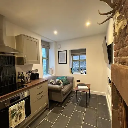 The Burrow, Gateway To The Lakes * Penrith