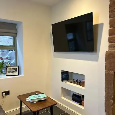 The Burrow, Gateway To The Lakes 度假居 *